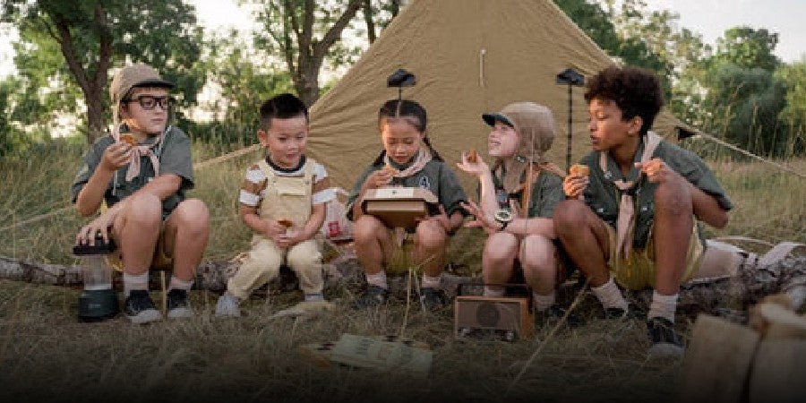 코로나19로 인해 사회적 거리두기가 점차 강화되면서 사회적 거리두기에 저촉되지 않으면서 자연친화적인 목적으로 아이를 데리고 캠핑을 떠나는 가정이 많아지고 있습니다. 만약 여러분이 많은 캠핑 가족 중 하나이고 요즘 아이들과 함께 캠핑을...